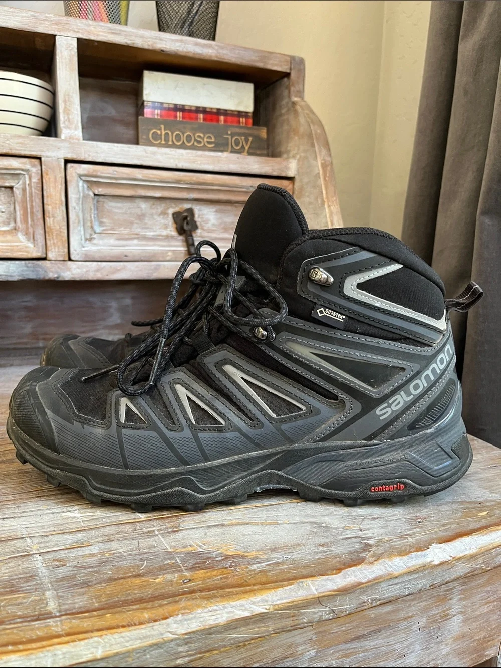 Salomon ultra mid